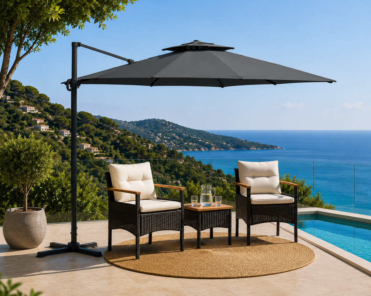 Parasol déporté double toit ventilé anthracite ambiance terrasse moderne